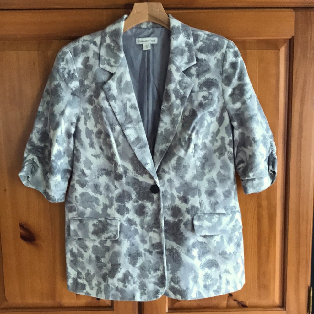 Like new! Coldwater Creek blazer, abstract pattern, soft grays/white, size 10.
